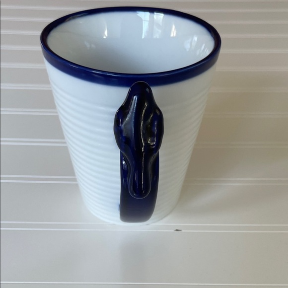 Fitz and Floyd White Mug with Blue Bird Handle Everyday White Porcelain - Picture 8 of 9